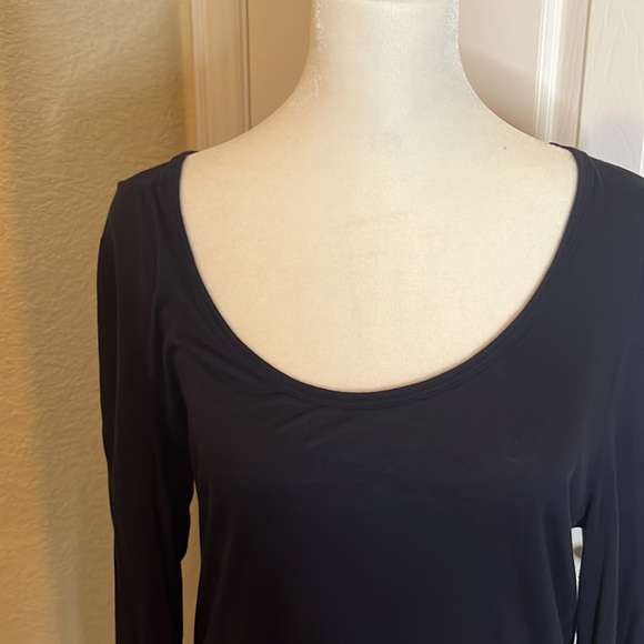 Banana Republic Navy Long Sleeve Tee - Picture 2 of 5